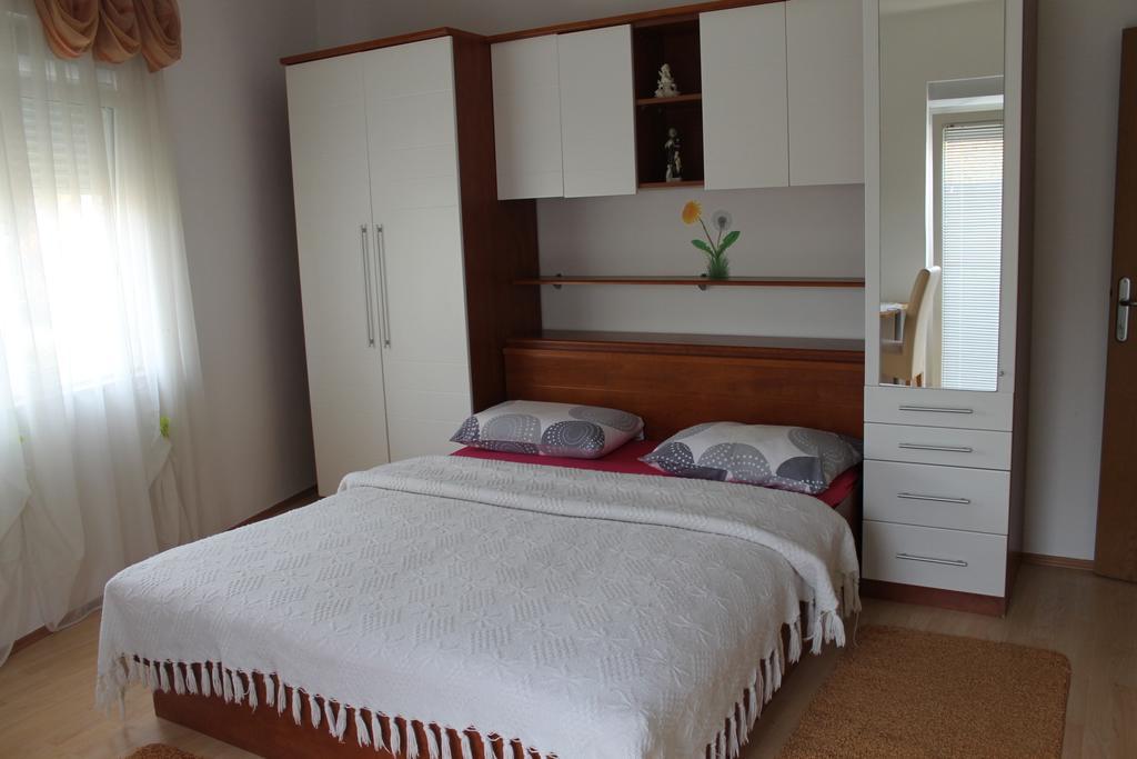Apartments Roko Kolinda Bibinje Buitenkant foto