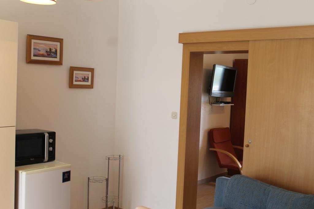Apartments Roko Kolinda Bibinje Buitenkant foto