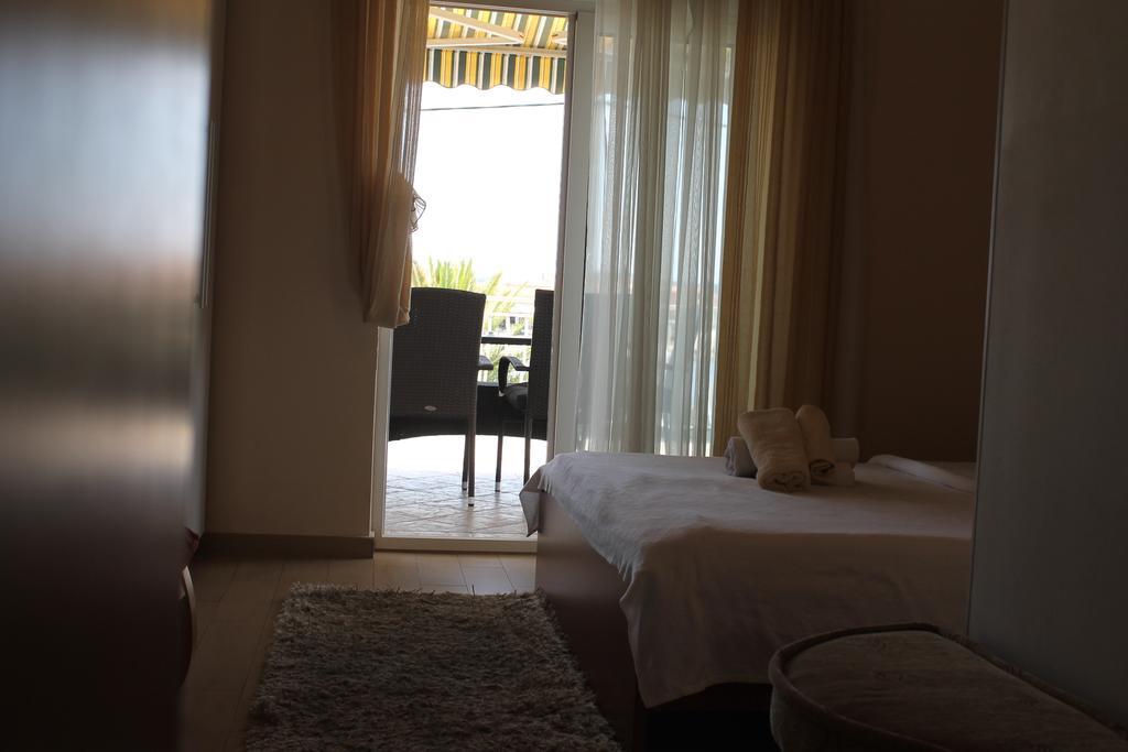 Apartments Roko Kolinda Bibinje Buitenkant foto