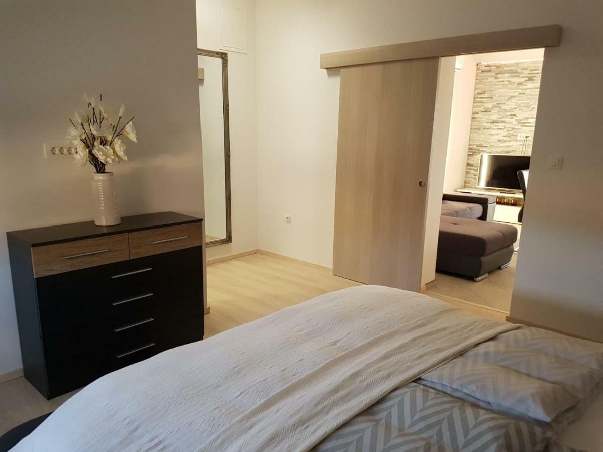 Apartments Roko Kolinda Bibinje Buitenkant foto