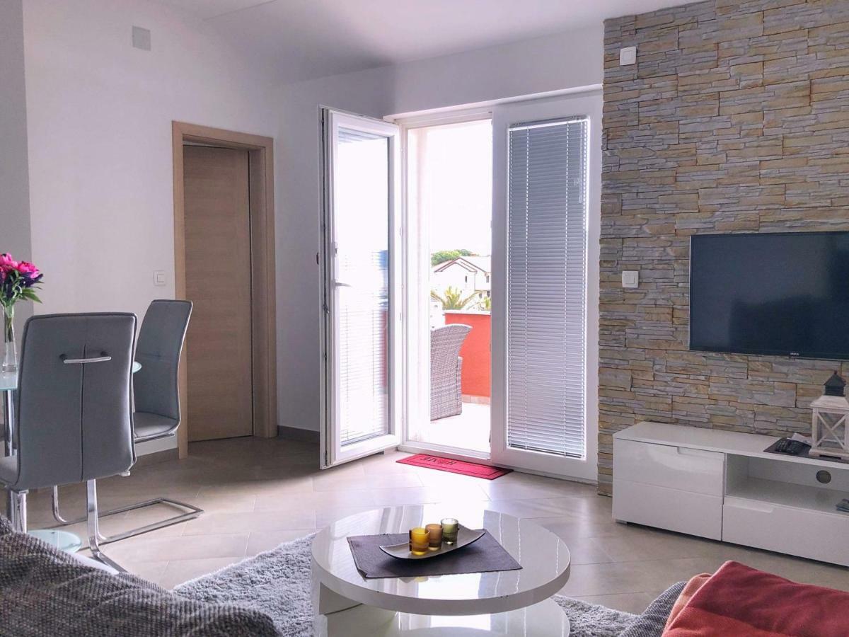 Apartments Roko Kolinda Bibinje Buitenkant foto